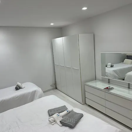 Mida 3-bedrooms Penthouse With Sea View