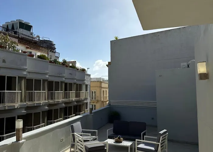 Mida 3-bedrooms Penthouse With Sea View * Σλιέμα