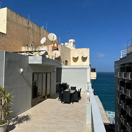 Mida 3-bedrooms Penthouse With Sea View Apartment *